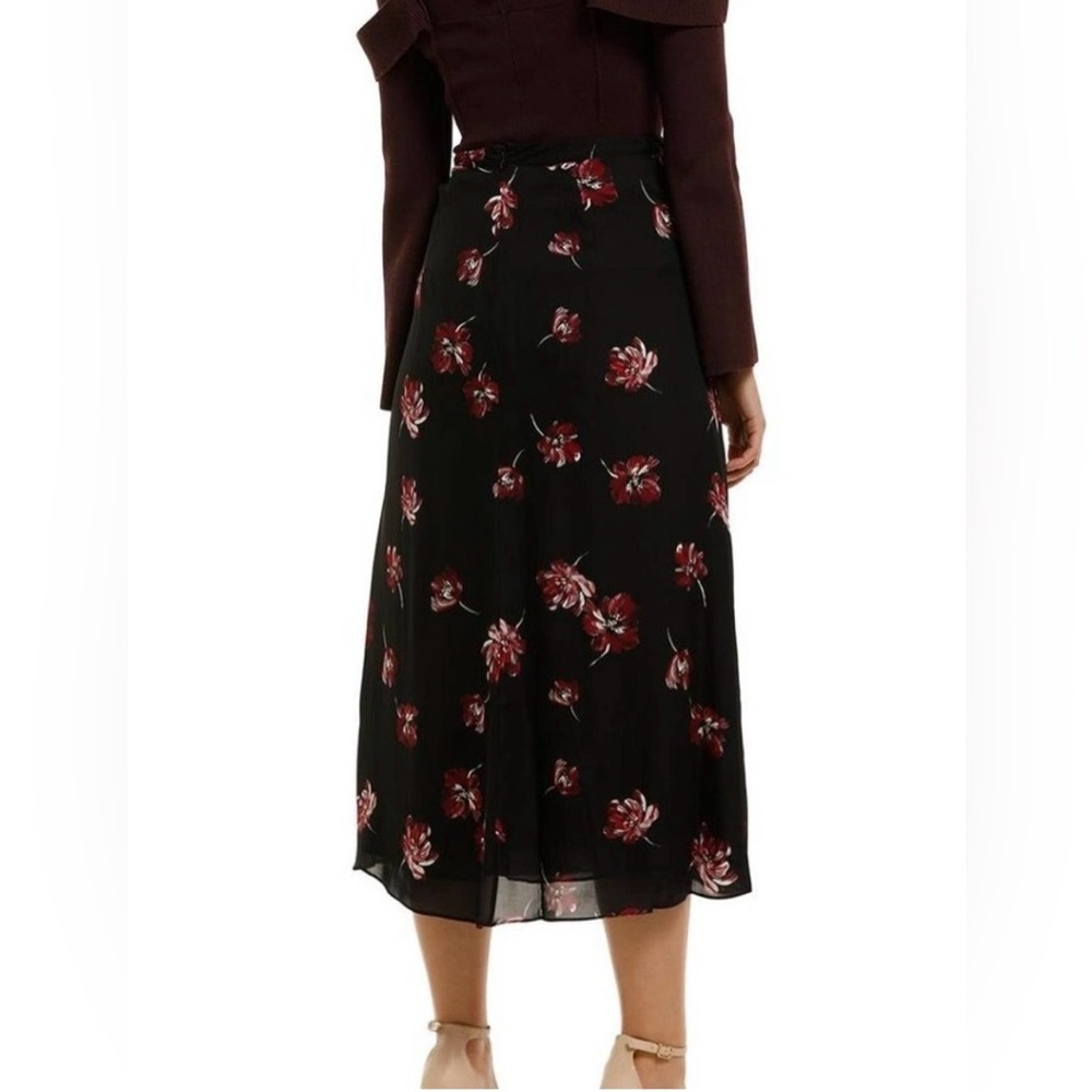 Nicholas Floral Ruched Raw Silk Midi Skirt
Size 10 - Picture 4 of 11